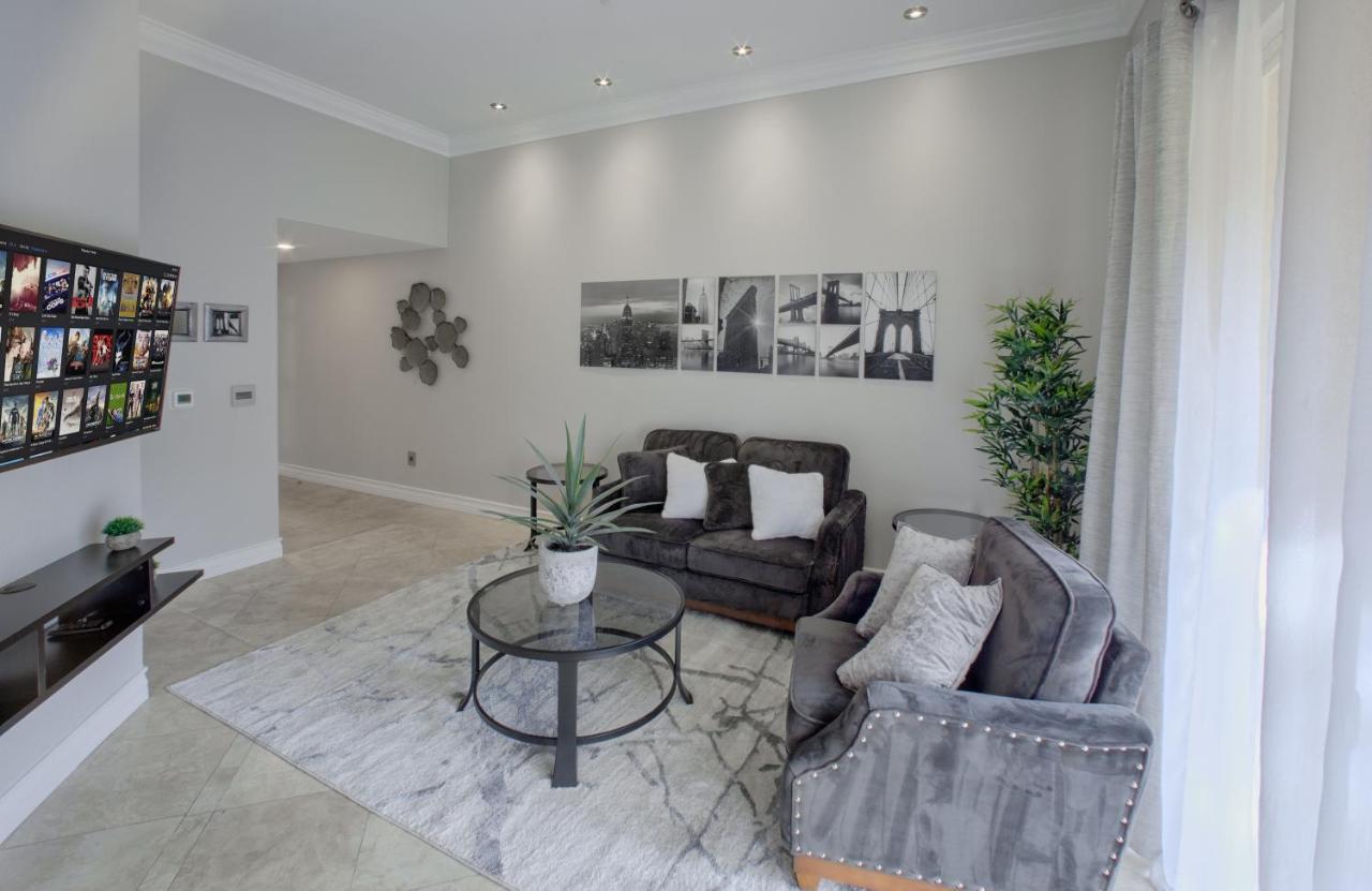 Apartment Fabulous Penthouse: Vegas Strip View With Amenities *
