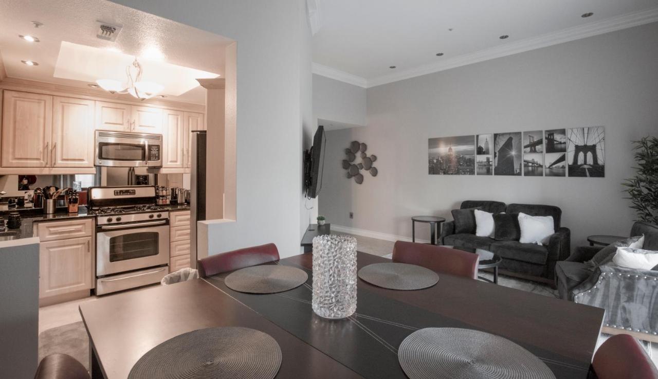 Fabulous Penthouse: Vegas Strip View With Amenities Apartment *